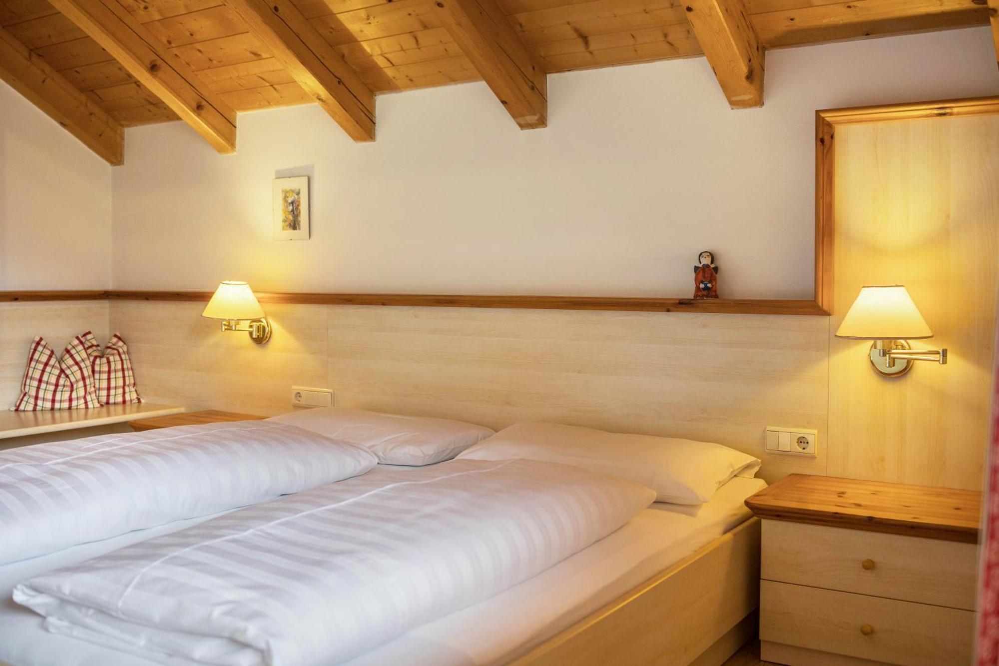 Oberhoelzlhof Valdaora di Sopra Buitenkant foto